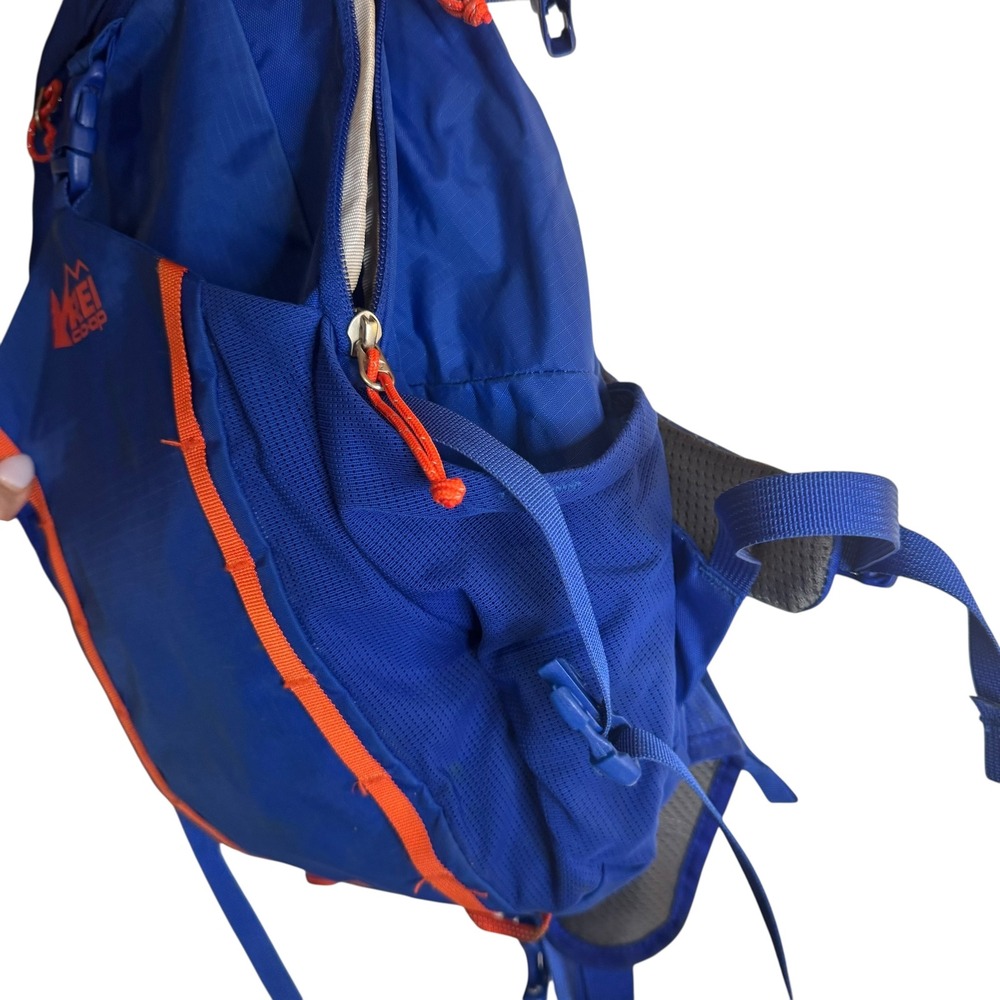 REI Co-op Tarn 18 Kids Hiking Daypack Blue Orange Backpack 18L Youth - Picture 3 of 9